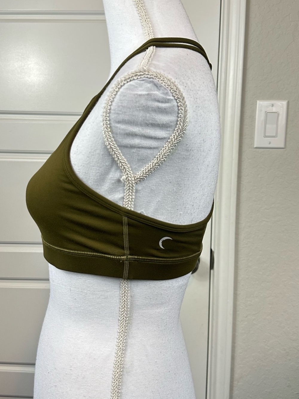 Zyia Active Women’s V-Neck Grid Unpadded Athletic Sports Bra Olive Size Large - Picture 6 of 9